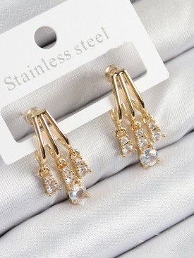 Erb Pirinç Zirkon Taşlı Sallantılı Model Gold Renk Kadın Küpe
