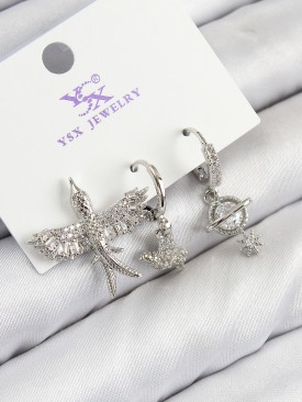 Erb Pirinç Zirkon Taşlı 3\'lü Kuş Model Gümüş Renk Kadın Küpe
