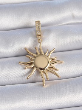 Erb Pirinç Gold Renk Zirkon Taş Detaylı Güneş Model Ajda Charm