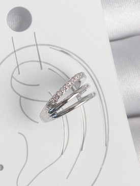 Erb Pirinç Gümüş Renk Zirkon Taşlı 3\'Lü Sıralı Model Kadın Kıkırdak Küpe