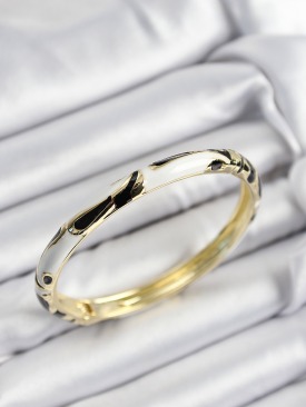 Erb Mineli Pirinç Siyah Ve Beyaz Mermer Motifli Gold Renk Kadın Kelepçe