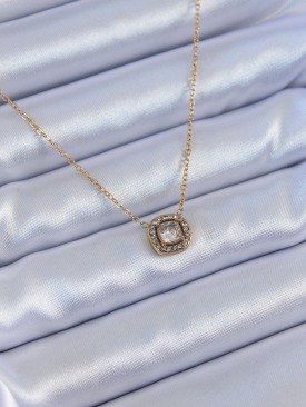 Erb 316L Çelik Gold Renk Kare Zirkon Taşlı Kadın Kolye