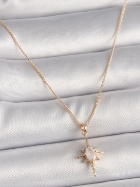 Erb Pirinç Gold Renk Zirkon Taşlı Kuzey Yıldızı Model Kadın Kolye