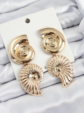 Erb Pirinç Sarmal Sallantılı Deniz Kabuğu Vintage Model Gold Renk Küpe