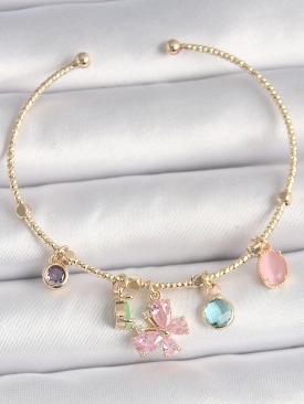 Erb Pirinç Gold Renk Pembe Zirkon Taşlı Kelebek Figür Sallantı Detaylı Charm Kadın Bileklik