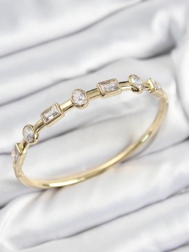 Erb Pirinç Zirkon Taşlı Geometrik Model Model Gold Renk Kadın Kelepçe