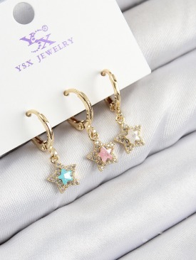 Erb Pirinç Zirkon Taşlı 3\'lü Renkli Yıldız Model Gold Renk Kadın Küpe