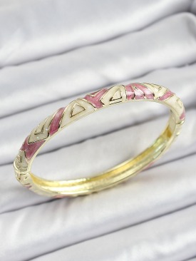 Erb Mineli Pirinç Gold Renk Beyaz Ve Pembe Geometrik Desenli Kadın Kelepçe