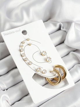Erb 316L Çelik Halka Figürlü Ve Zirkon Taşlı Gold Renk 7\'li Çift Kadın Küpe Set