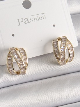 Erb Pirinç Gold Renk Zirkon Taşlı Düğüm Halka Model Kadın Küpe