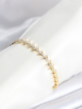 Erb Pirinç Gold Renk Balık Sırtı Model Zirkon Taşlı Kadın Bileklik