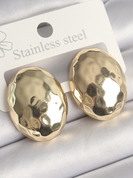 Erb Pirinç Gold Renk İşlemeli Bombe Oval Model Kadın Küpe