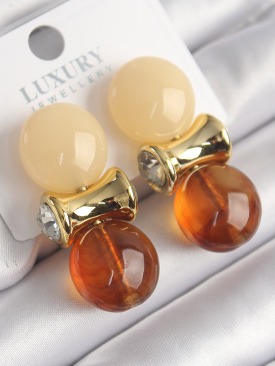 Erb Pirinç Gold Renk Zirkon Taşlı Krem Turuncu Renk Doğal Taşlı Vintage Kadın Küpe