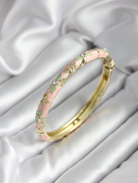Erb Mineli Pirinç Pembe Çiçek Desenli Zirkon Taşlı Gold Renk Kadın Kelepçe