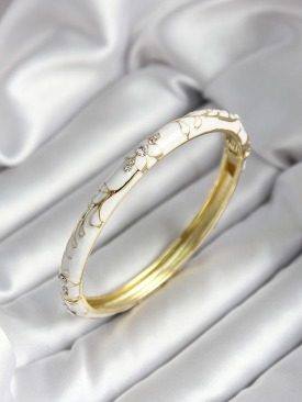 Erb Mineli Pirinç Beyaz Çiçek Desenli Zirkon Taşlı Gold Renk Kadın Kelepçe
