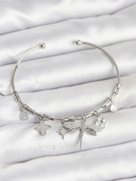 Erb Yusufçuk Charmlı Gümüş Renk Pirinç Kadın Bileklik