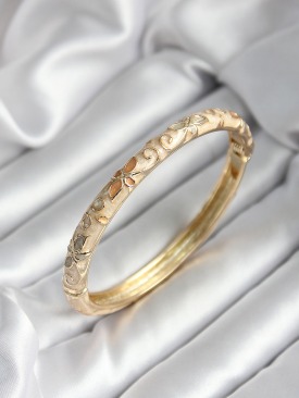 Erb Mineli Pirinç Bej Çiçek Desenli Gold Renk Kadın Kelepçe (çap 60 Mm)