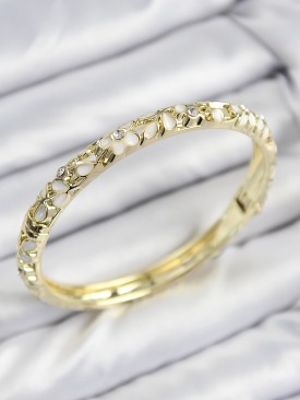 Erb Mineli Pirinç Zirkon Taşlı Beyaz Çiçek Motifli Gold Kadın Kelepçe