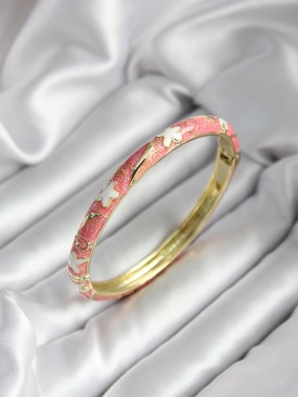 Erb Mineli Pirinç Pembe Çiçek Desenli Gold Renk Kadın Kelepçe (çap 60 Mm)