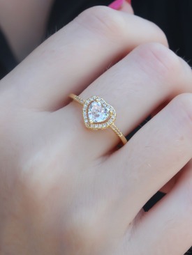 Erb Gold Renk Zirkon Taşlı Kalp Model Charm Pirinç Kadın Yüzük