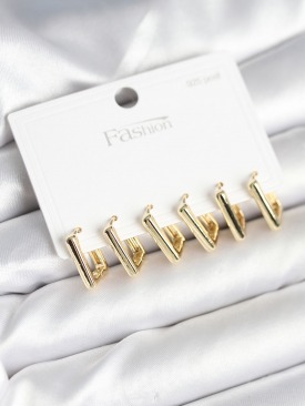 Erb Gold Renk Kare Model Pirinç 925 Ayar Gümüş Çivili Kadın Küpe Seti