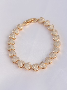 Erb Vip Seri Pirinç Zirkon Taşlı Gold Renk Kalp Model Bileklik