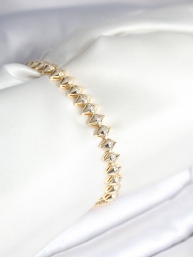 Erb Pirinç Gold Renk Zirkon Taşlı Baklava Model Kadın Bileklik