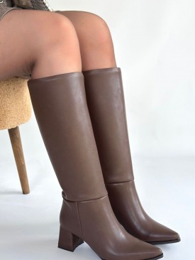 Roksa Acı Kahvei Cilt Topuklu Çizme