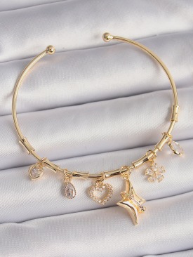Erb Pirinç Gold Renk Sallantı Zirkon Taşlı Yıldız Model Çiçek Detay Charm Bileklik