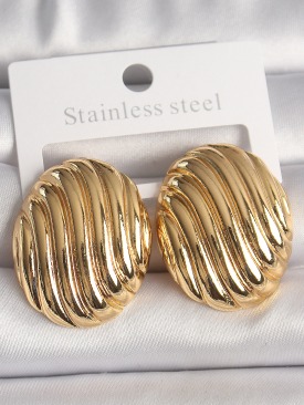 Erb Pirinç Gold Renk İşlemeli Oval Model Kadın Küpe