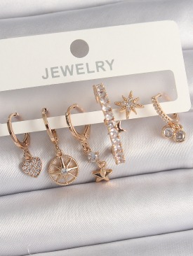 Erb Pirinç Gold Renk Sallantı Zirkon Taşlı Yıldız Model Kadın Küpe Seti