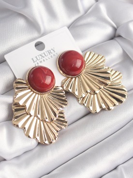Erb Pirinç Gold Renk Kırmızı Boncuklu Yaprak Model Vintage Kadın Küpe