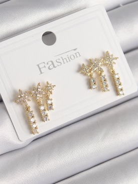 Erb Pirinç Gold Renk Zirkon Taşlı 3\'Lü Sallantı Yıldız Model Kadın Küpe