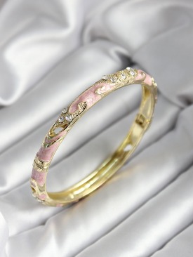 Erb Mineli Pirinç Pembe Çiçek Desenli Gold Renk Kadın Kelepçe